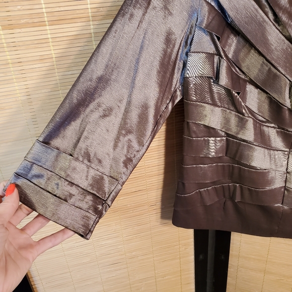 Exquisite KM Collection Party Blouse - Picture 5 of 13